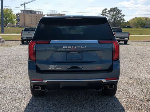 New 2026 GMC Yukon Denali w/ Sun & Power Step Package AWD/4WD image 7