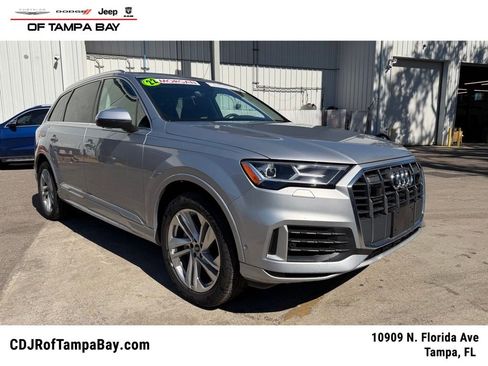 Used 2022 Audi Q7 Premium Plus w/ Premium Plus Package image 1