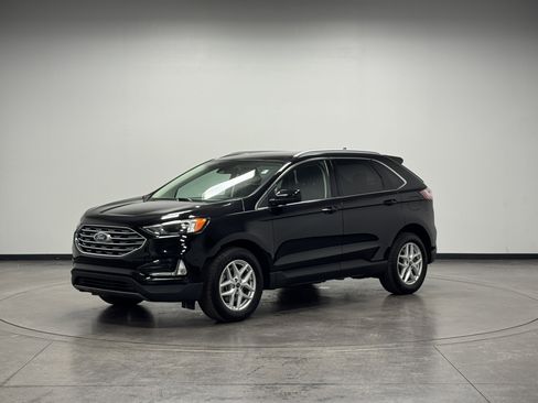Used 2022 Ford Edge SEL w/ Convenience Package image 4