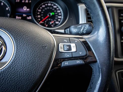 Used 2018 Volkswagen Atlas SE image 36