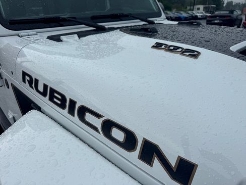 Used 2024 Jeep Wrangler Unlimited Rubicon 392 AWD/4WD image 4