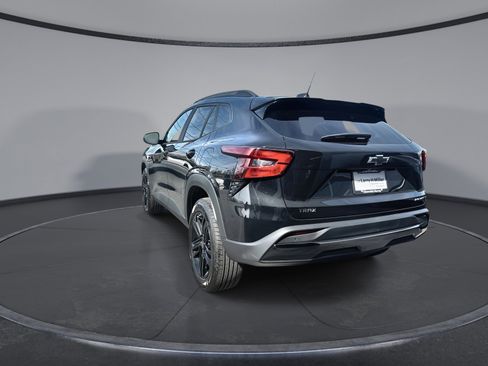 New 2026 Chevrolet Trax ACTIV w/ Sunroof Package image 11