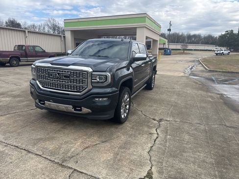 Used 2018 GMC Sierra 1500 Denali w/ Denali Ultimate Package image 5