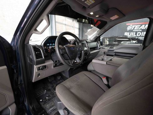 Used 2016 Ford F150 XLT w/ XTR Package image 8