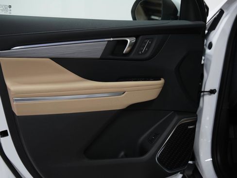 New 2026 Buick Enclave Preferred w/ Power Package image 24