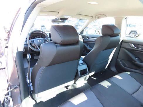 Used 2019 Honda Accord LX image 13