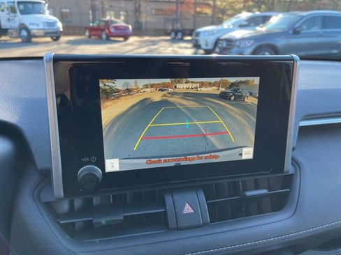 Used 2025 Toyota RAV4 LE image 11