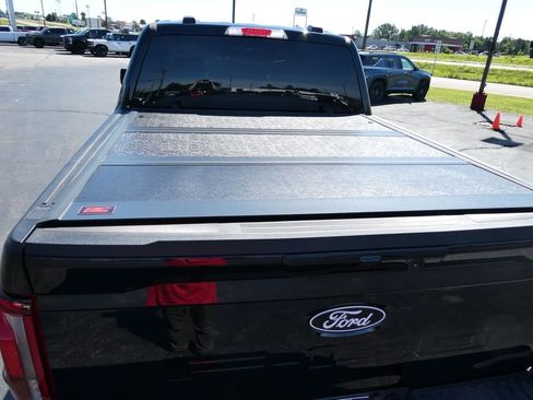 Used 2025 Ford F150 Lariat AWD/4WD image 18