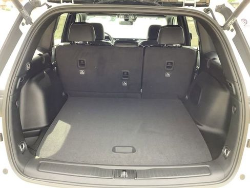 New 2026 Jeep Grand Cherokee Limited w/ Limited Altitude Package image 31