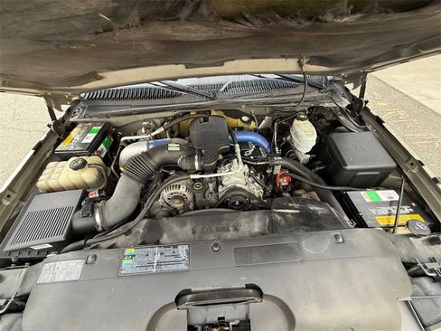 Used 2003 Chevrolet Silverado 2500 LT image 55