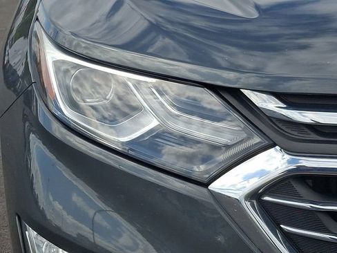 Used 2020 Chevrolet Equinox Premier image 9