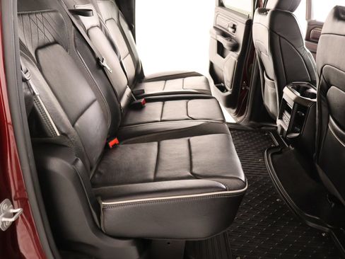 Used 2025 RAM 1500 Limited w/ Off Road Group AWD/4WD image 15