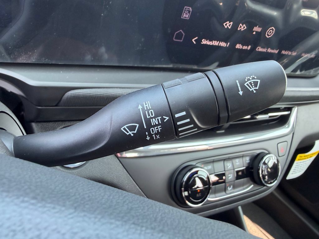 New 2026 Buick Envista Sport Touring w/ Advanced Safety Package FWD image 27