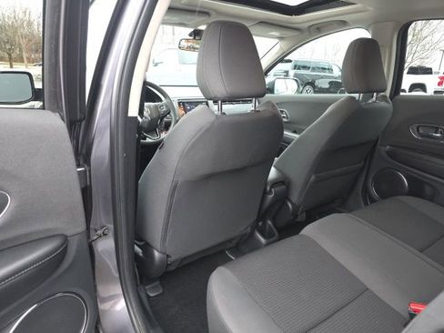 Used 2022 Honda HR-V EX image 16