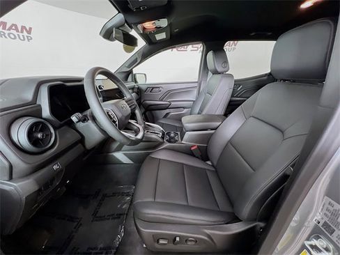 Used 2026 Chevrolet Colorado Trail Boss image 10