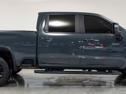 Used 2025 Chevrolet Silverado 2500 LT w/ Trail Boss Package image 12