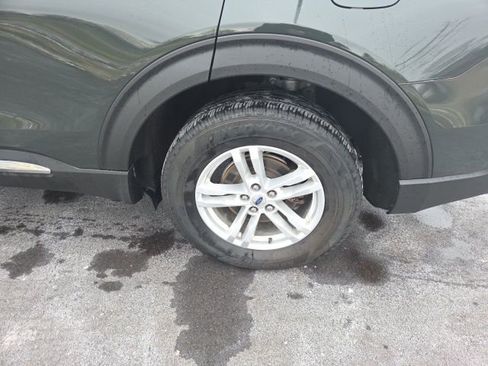 Used 2023 Ford Explorer XLT w/ Equipment Group 202A image 15