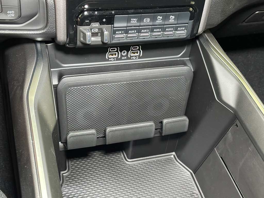 New 2026 RAM 3500 Big Horn AWD/4WD image 28