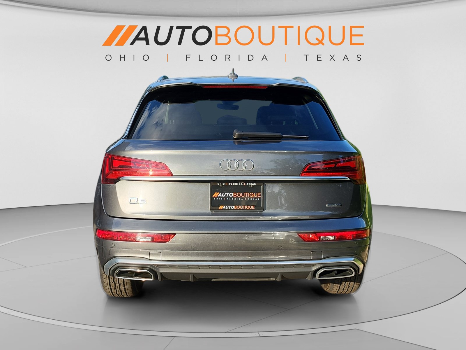 Used 2023 Audi Q5 2.0T Premium w/ Convenience Package AWD/4WD image 4