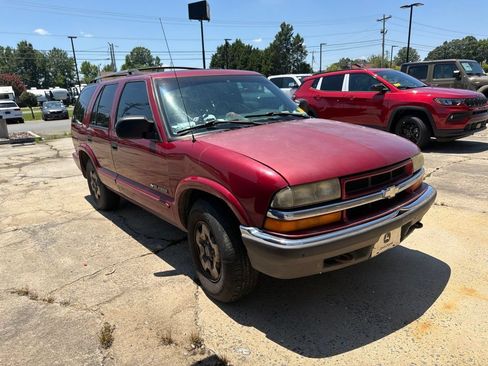 Used 2002 Chevrolet Blazer LS w/ Preferred Equipment Group AWD/4WD image 3