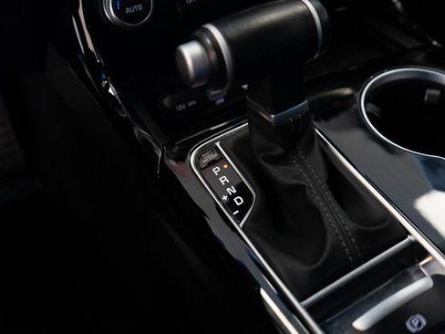 Used 2023 Kia Stinger GT-Line image 35