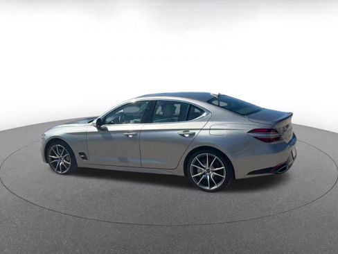 Used 2025 Genesis G70 2.5T AWD/4WD image 11