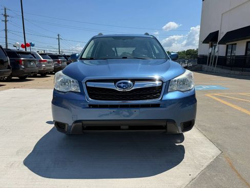 Used 2015 Subaru Forester 2.5i Premium w/ All-Weather Package AWD/4WD image 4