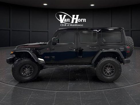 Used 2022 Jeep Wrangler Unlimited Rubicon w/ Xtreme Recon 35" Tire Package image 12