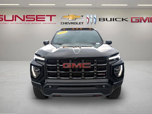 Used 2023 GMC Canyon AT4 w/ AT4 Premium Package image 34