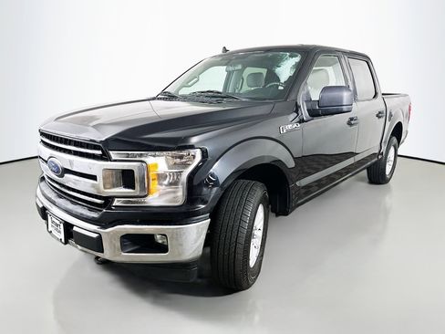 Used 2020 Ford F150 XLT w/ Trailer Tow Package image 3