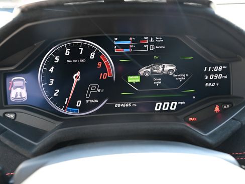 Used 2018 Lamborghini Huracan Performante image 26