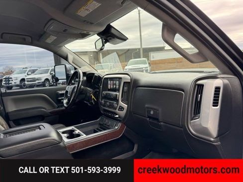 Used 2017 GMC Sierra 3500 SLT w/ Duramax Plus Package image 18