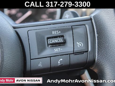 Used 2023 Nissan Rogue S AWD/4WD image 29
