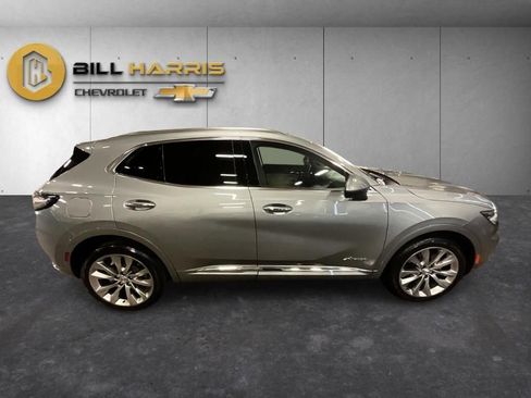 Used 2023 Buick Envision Avenir image 10