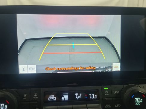 Used 2025 Toyota Grand Highlander AWD image 40