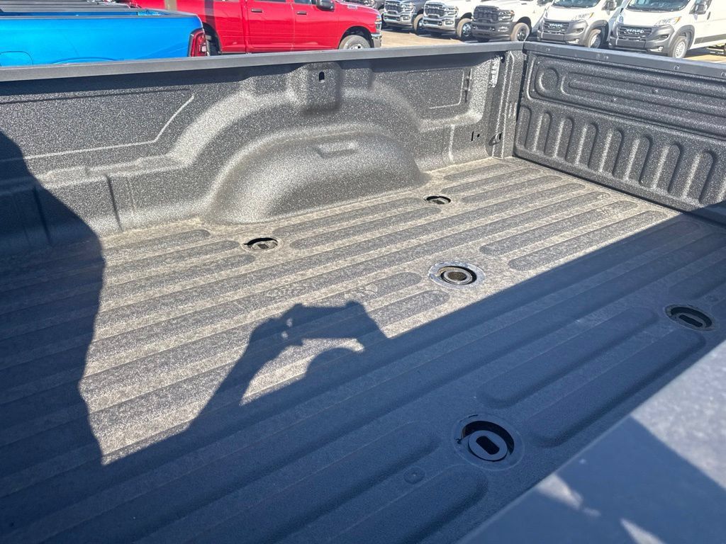 New 2027 RAM 3500 Big Horn AWD/4WD image 14