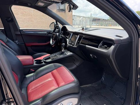 Used 2016 Porsche Macan S AWD/4WD image 10