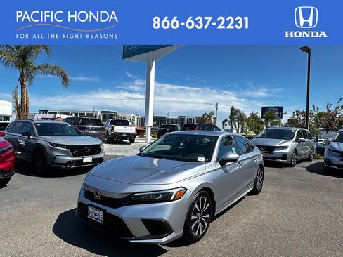 Used 2024 Honda Civic EX image 1