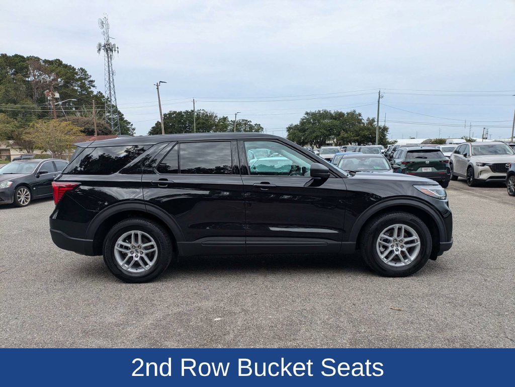 Used 2026 Ford Explorer Active RWD image 3