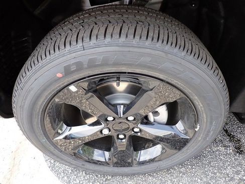 New 2025 Jeep Grand Cherokee Altitude image 11