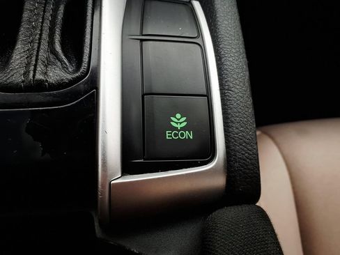 Used 2019 Honda Civic EX image 23