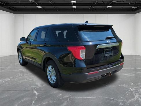 Used 2021 Ford Explorer 4WD w/ Class III Trailer Tow Package image 3