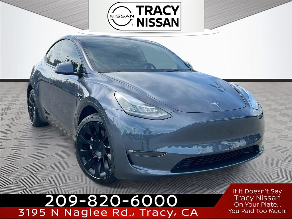 Used 2022 Tesla Model Y Long Range AWD/4WD image 1