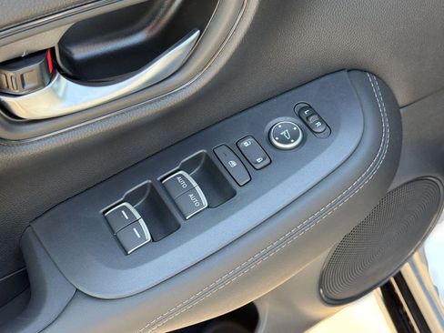 New 2026 Honda HR-V EX-L image 20