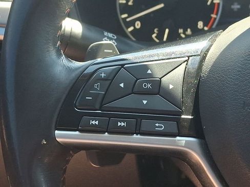 Used 2023 Nissan Altima 2.5 SR FWD image 23
