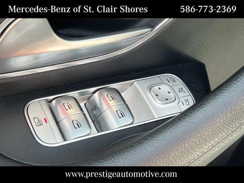 Used 2022 Mercedes-Benz GLE 350 4MATIC image 18