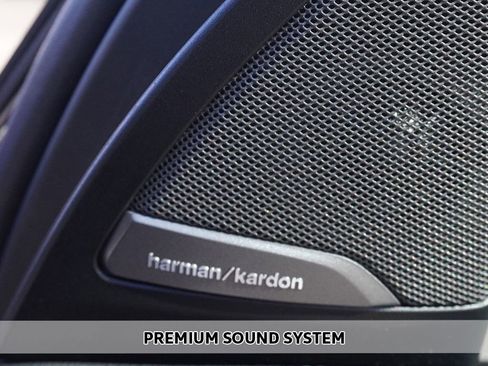 Used 2024 BMW X3 M40i w/ Premium Package image 5