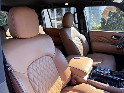 Certified 2024 INFINITI QX80 Sensory w/ Cargo Package image 15