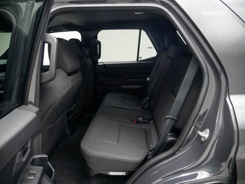 Used 2025 Toyota 4Runner SR5 AWD/4WD image 14