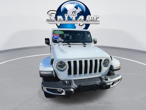 Used 2021 Jeep Wrangler Unlimited Sahara w/ LED Lighting Group AWD/4WD image 3